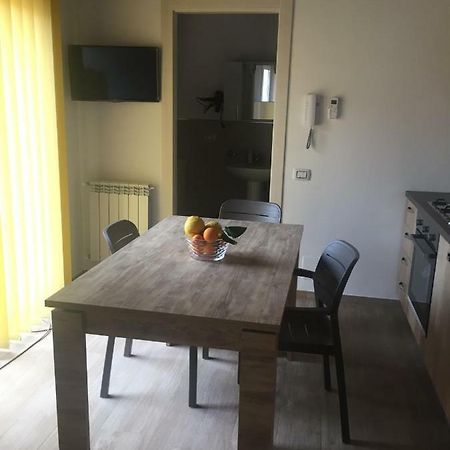 فيلا Casa Vacanze La Pergola@ تيراسيني المظهر الخارجي الصورة